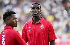 Chấn thương chưa buông tha, Pogba tiếp tục lỡ hẹn ngày tái xuất