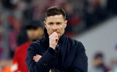 Ghế nóng ở Bernabeu chao đảo, Alonso tính chuyện cập bến Anfield
