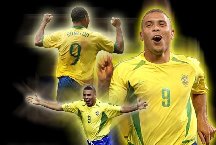 Đội hình xuất sắc nhất mà Ronaldo 'béo' lựa chọn: Không có đối thủ