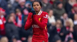 Chelsea ra lệnh cấm đặc biệt sau khi để mất Ngumoha vào tay Liverpool